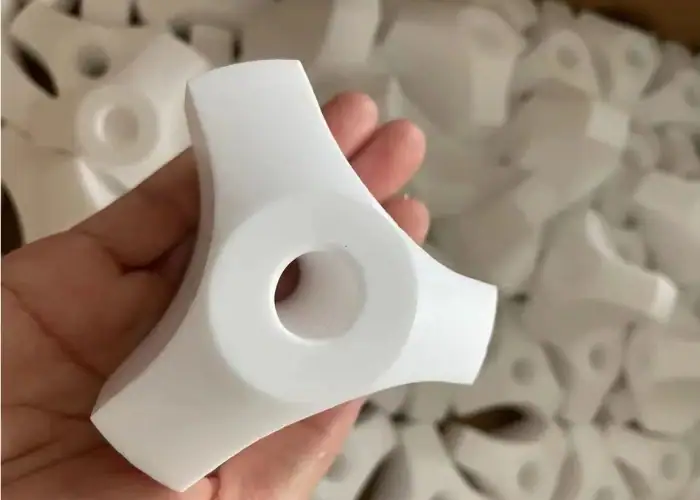 Dimensionally Stable Plastics，Industrial POM plastic parts for prototype testing.