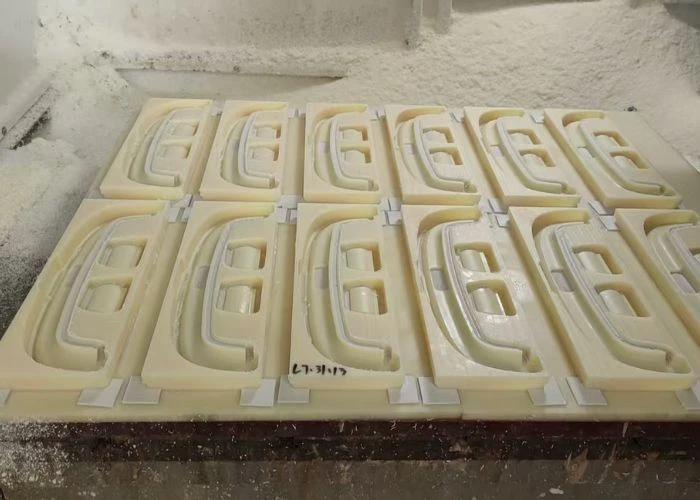 CNC Machining Thin Plastic Parts with Controlled Support During Plastic Prototyping
