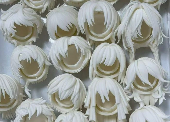 3D printed plastic prototype parts for product development.